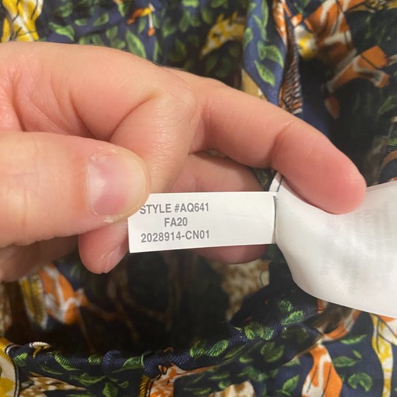 J. Crew Collection Pants Pull-on Silk Twill High Rise Pant Green Giraffes Sz 10 - Picture 10 of 10